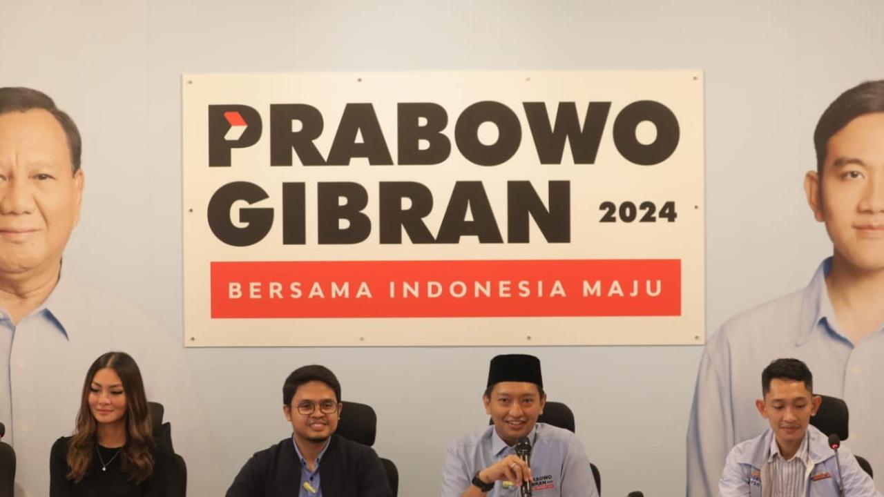 Tim Kampanye Nasional Pemilih Muda (TKN Fanta) melalui Fanta Career bekerja sama dengan Rakamin Academy untuk menyelenggarakan program magang virtual bagi pemuda yang ingin mendapatkan pekerjaan berdasarkan kompetensi yang dibutuhkan oleh perusahaan. <br