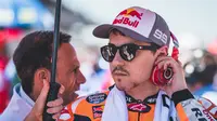 Rider Repsol Honda Team, Jorge Lorenzo, masih belum menemukan performa terbaiknya di MotoGP 2019. (Twitter/Repsol Honda Team).