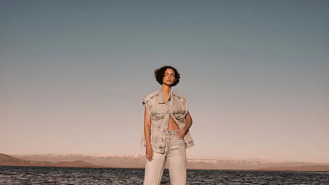 Menilik Koleksi Denim Ramah Lingkungan yang Menghemat 30 Juta Liter Air