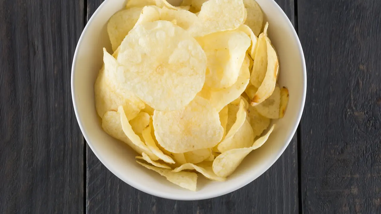 Tips Simpel Membuat Keripik Kentang yang Renyah dan Dijamin Anti Menempel