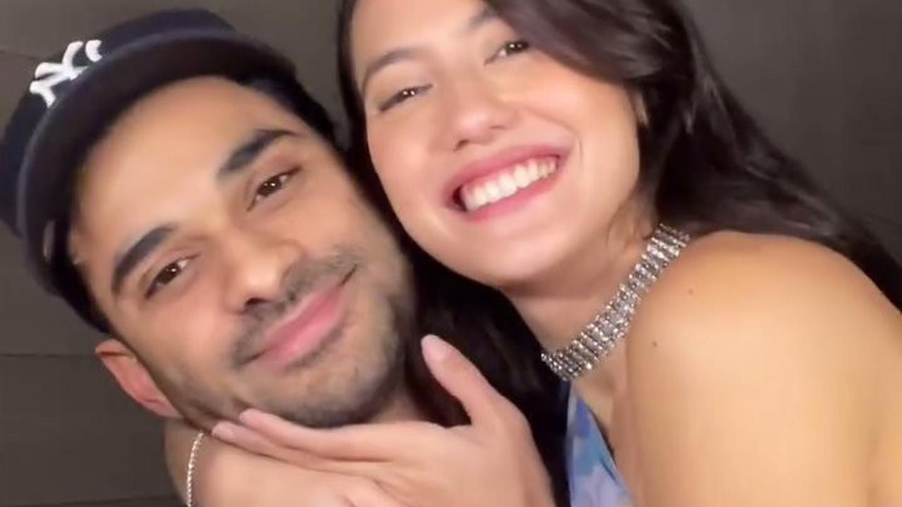Pevita Pearce Bagikan Perjalanan Cintanya, dari Nangis karena Patah Hati di Tahun 2021 - Bertemu sang Suami di 2022