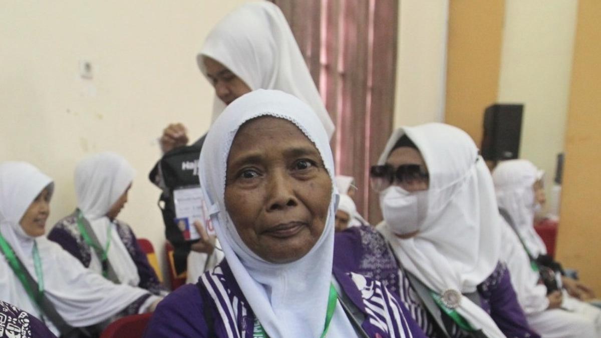 Menabung 44 Tahun Berbuah Manis, Ngatirah Asal Deli Serdang Wujudkan Impian Naik Haji