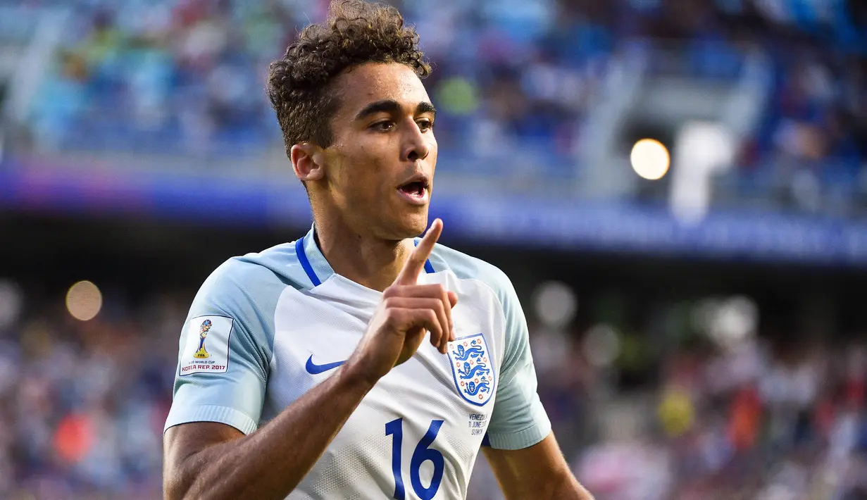 3. Dominic Calvert-Lewin (Everton) - Musim 2016/2017, bomber 20 tahun ini melakoni 20 laga di Premier League dengan torehan satu gol. Pada Piala Dunia U-20 dirinya mampu membukukan dua gol dan sebuah asisst. (AFP/Kim Doo-ho)