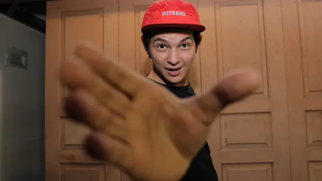 [Bintang] Marcell  Darwin