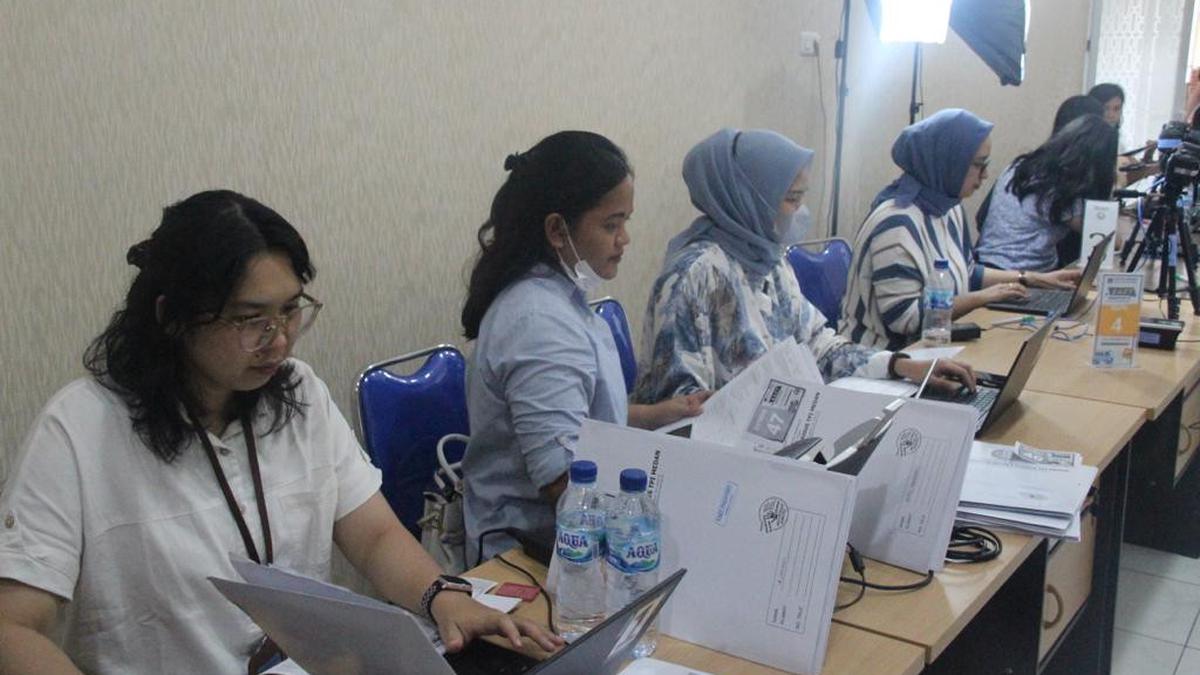 Jemaah Calon Haji Medan Dimudahkan Urus Paspor Lewat Inovasi Smart Eazy Passport