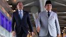Presiden Prabowo Subianto menegaskan komitmen bersama Perdana Menteri (PM) Malaysia Anwar Ibrahim untuk menertibkan persoalan tenaga kerja Indonesia (TKI) di Malaysia. (HASNOOR HUSSAIN/POOL/AFP)