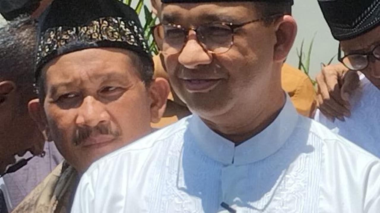 Reaksi Santai Anies Soal Prabowo Diberi Jokowi Pangkat Jenderal Kehormatan