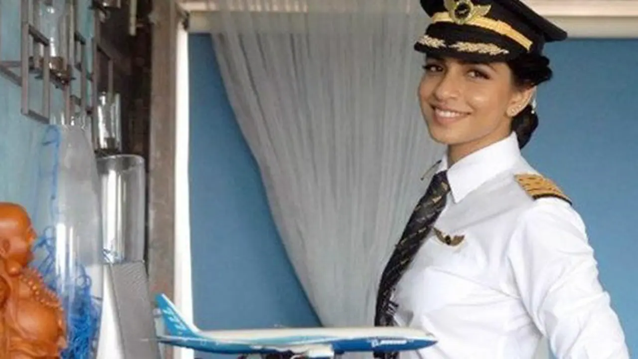 Vidya adalah pilot wanita termuda yang berhasil menerbangkan Boeing 777 | Copyright boldsky.com