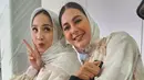 <p>Ada yang beda dari penampilan Nagita Slavina dan Paula Verhoeven baru-baru ini. [@paula_verhoeven/@shireensungkar].</p>