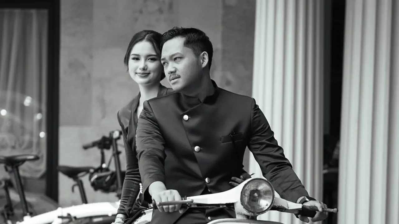 Gaya Serasi Azriel Hermansyah dan Sarah Menzel Kenakan Pakaian Adat Jawa, Vibes Galih dan Ratna Masa Kini