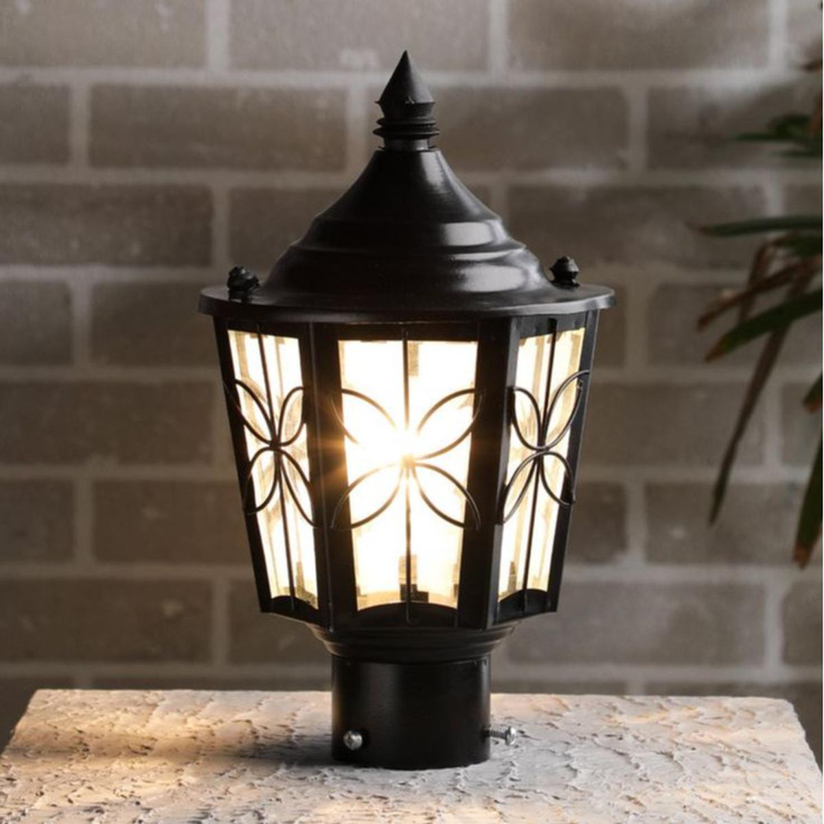 Lampu pagar teralis