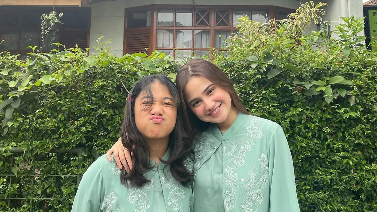 Potret Syifa Hadju Kenakan Long Dress (credit: instagram/syifahadju)