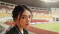 Anneth Delliecia Hadir di Stadion Dukung Hokky Caraka, Diduga Dekat