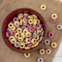 Semangkuk sereal warna-warni (Foto: Freepik/stockking).