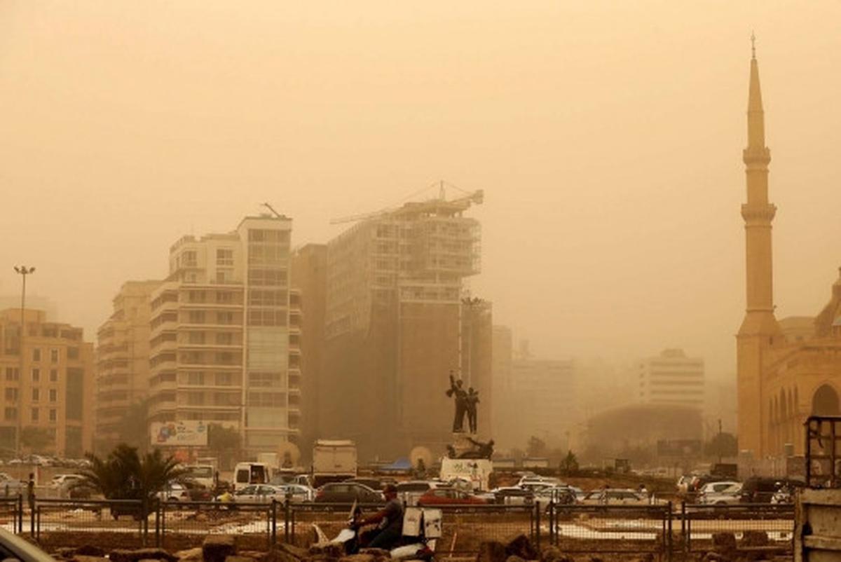 Dahsyatnya terjangan badai pasir di Lebanon, 750 warga sesak napas