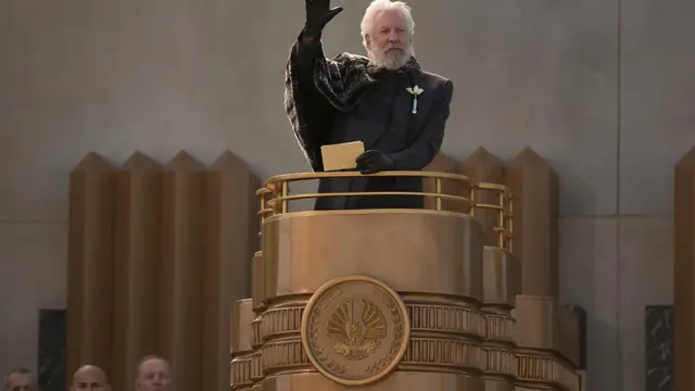 Donald Sutherland dalam The Hunger Games: Catching Fire. (Murray Close - © 2013 - Lionsgate via IMDb)