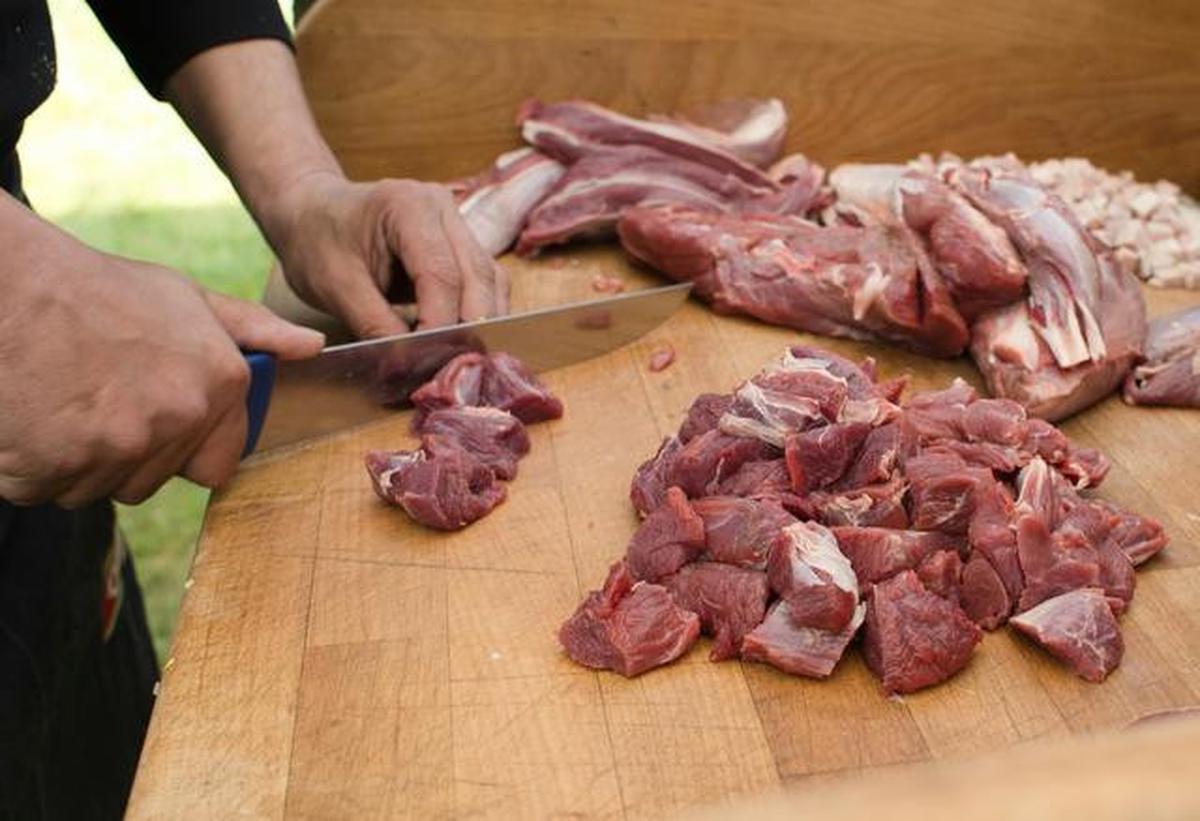 Cara Menghilangkan Bau Prengus Daging Kambing Tanpa Menghilangkan Rasa Gurih Aslinya