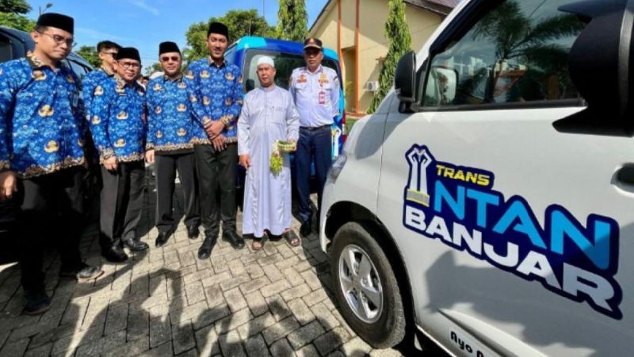 Bupati Banjar Luncurkan Angkutan Gratis Trans Intan Banjar, Permudah Mobilitas dan Kendalikan Inflasi