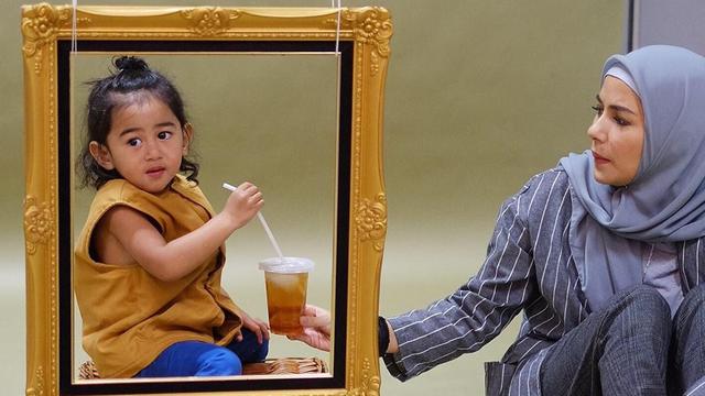 Momen Manis Meisya Siregar dan Bambang Arr Reybach (sumber: instagram/meisya__siregar)