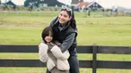 Mudah dekat dengan siapa saja, Gempi terlihat nyaman bersama Medina Dina. Medina yang sebelumnya sudah pernah menikah, tentunya punya sisi keibuannya. Melihat foto Gempi dan Medina ini, sepertinya anak semata wayang Gading Marten itu sudah bisa menerima kehadiran Medina jika nantinya hubungan Medina Dina dan Gading Marten berlabuh ke pelaminan. (Liputan6.com/IG/medinadinaaa)