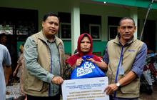 Respons Cepat, Bulog Salurkan 200 Paket Bantuan Pangan untuk Warga Terdampak Erupsi Semeru di Lumajang