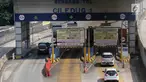 Sejumlah kendaraan melaju di ruas Tol Jakarta Outer Ring Road (JORR), Jakarta, Rabu (21/2). Pemerintah melalui Badan Pengatur Jalan Tol (BPJT) berencana mengintegrasikan sistem pembayaran Tol JORR. (Liputan6.com/Angga Yuniar)