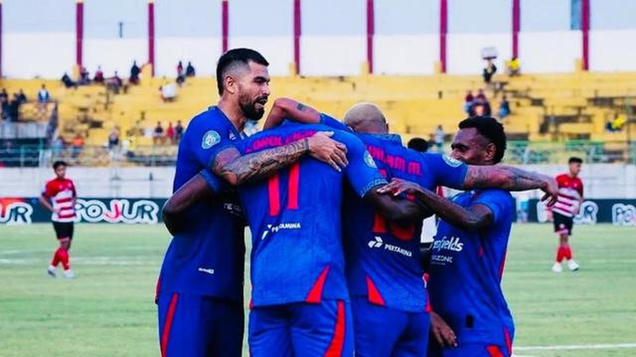 Arema FC Tanpa Kemenangan di Ramadan, Marcos Santos Bicara Soal Fisik Pemain