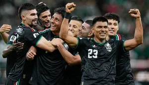 Mexico's Luis Romo, third left, celebrates with his teammates after scoring g his team's first goal during the World Cup Group A soccer match between Mexico and South Korea in Zapopan, near Guadalajara, Mexico, Thursday, June 18, 2026. (AP Photo/Natacha Pisarenko)