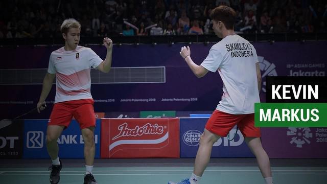 Kevin Sanjaya Sukamuljo/Marcus Fernaldi Gideon, berhasil membuat kedudukan final bulutangkis beregu putra untuk sementara menjadi 1-1 di Istora Senayan, Rabu (22/8/2018).