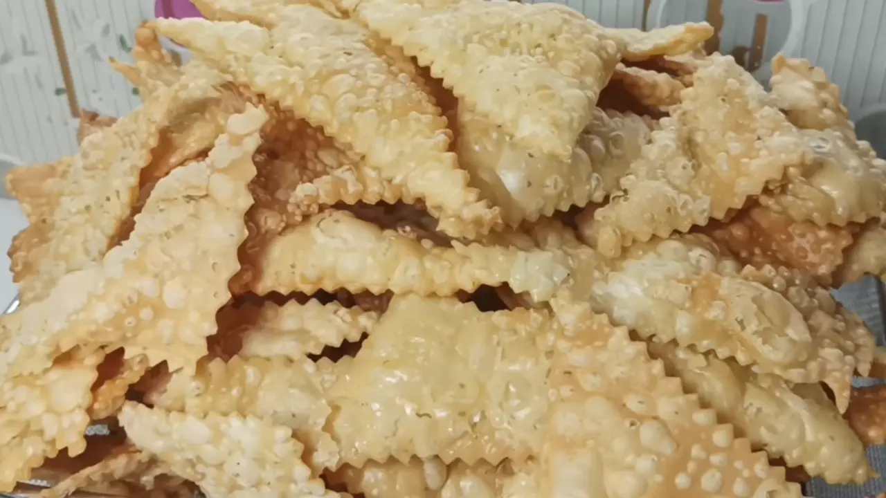 Resep Kerupuk Pangsit Gurih Renyah
