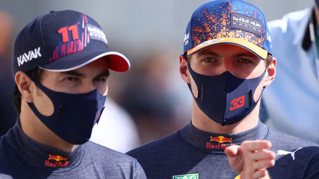 Sergio Perez dan Max Verstappen