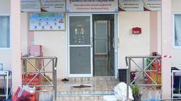 Suasana pusat penitipan anak sehari setelah penembakan massal di kota Uthai Sawan, di provinsi Nong Bua Lamphu, Thailand, 7 Oktober 2022. Thailand menempati peringkat sebagai negara Asia Tenggara dengan pembunuhan senjata tertinggi kedua setelah Filipina. Data itu dirilis oleh Institute for Health Metrics and Evaluation (IHME) di database Global Burden of Disease 2019 University of Washington. (AP Photo/Sakchai Lalit)