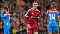 Selebrasi Andy Robertson dalam laga&nbsp;Liverpool vs Atletico Madrid di Liga Champions 2025/2026, Kamis (18/9/2025). (AP Photo/Jon Super)