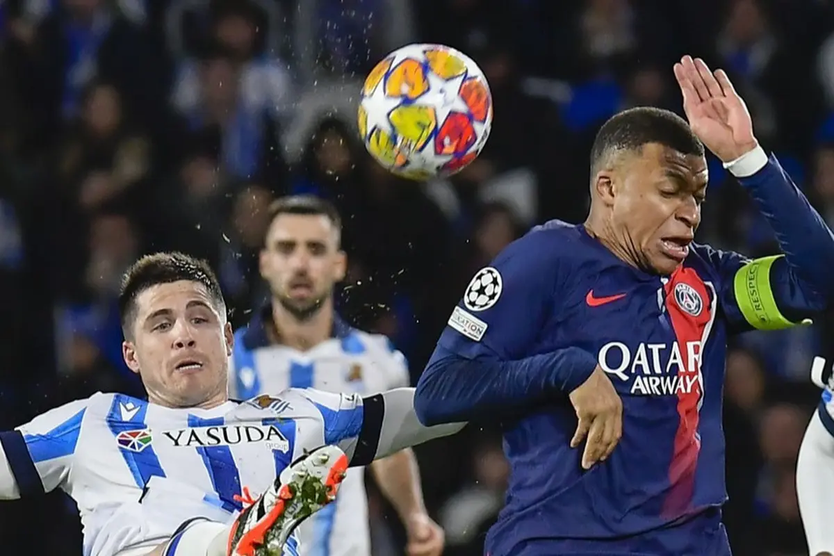 Foto: Beragam Cara Pemain Real Sociedad Hentikan Kylian Mbappe, PSG Melaju ke Perempat Final Liga Champions