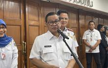 Tanggapan Gubernur Pramono soal Wajah Warga yang Ketahuan Bakar Sampah Bakal Diviralkan di Medsos