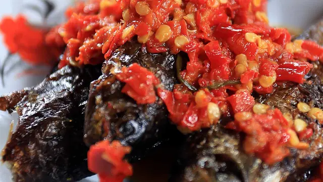 [Bintang] Sederet Makanan Menggiurkan di Pesta Adat Kahiyang dan Bobby