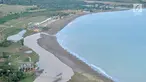 Panorama Pantai Palangpangyang berada di Desa Ciwaru, Kecamatan Ciemas, Kabupaten Sukabumi, Selasa (26/6). Pantai Palangpang atau yang biasa disebut Teluk Ciletuh berada di titik utama Geopark Ciletuh-Palabuhanratu. (Merdeka.com/Arie Basuki)