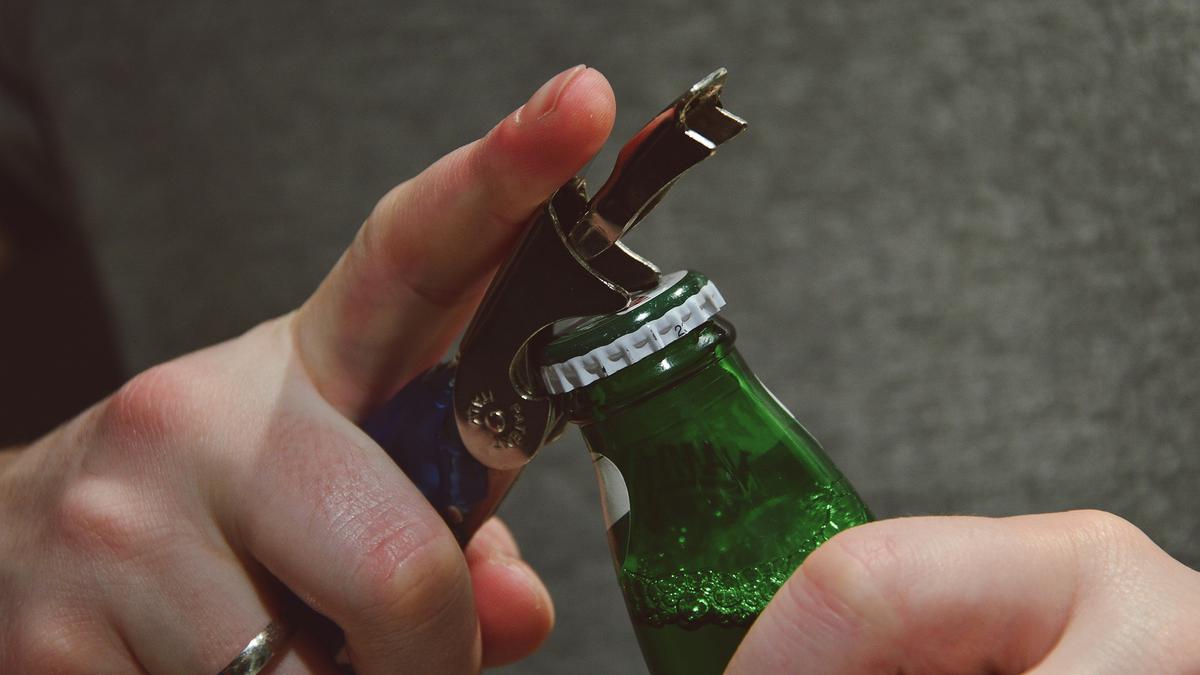 Liburan di Singapura, Kepala Bocah 5 Tahun dari Indonesia Dipukul Botol Minuman Beralkohol
