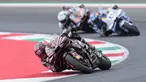 Pembalap Ducati Lenovo Team, Marc Marquez, sukses menjadi juara dalam balapan MotoGP Italia 2025 di Sirkuit Mugello pada Minggu (22/6/2025). (AP Photo/Antonio Calanni)