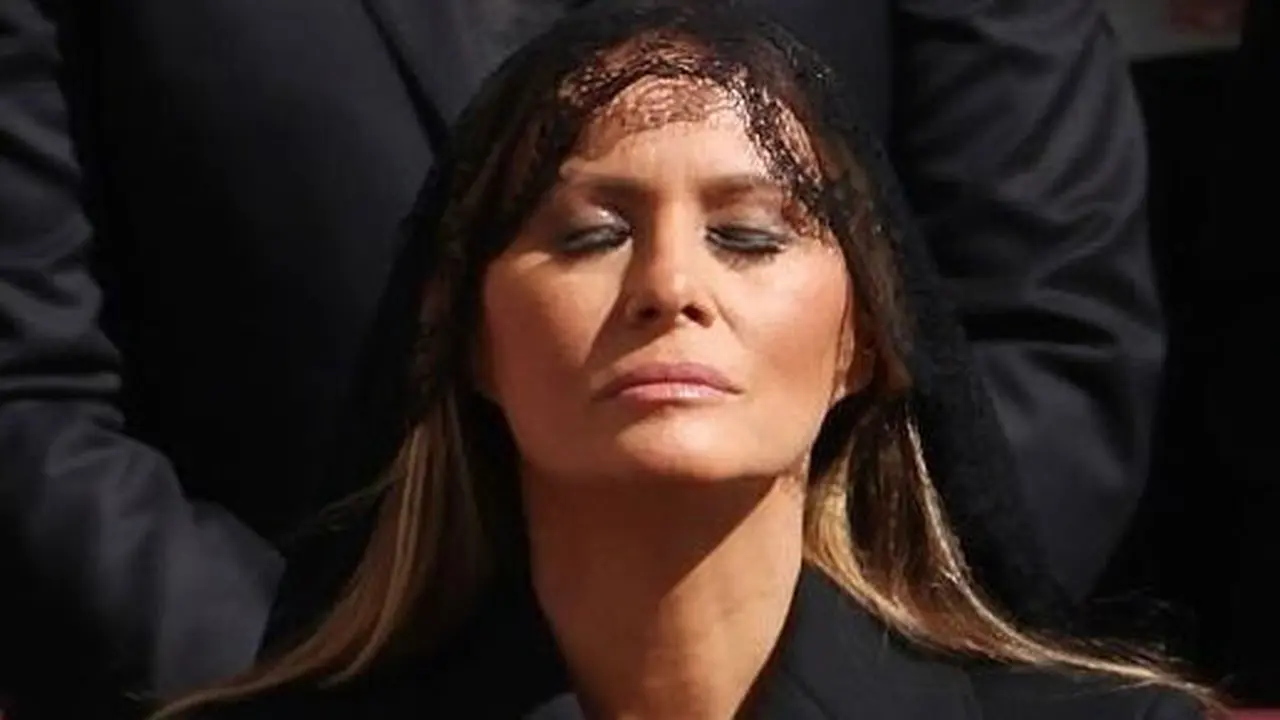 Melania Trump Pakai Veil Hitam di Pemakaman Paus Fransiskus, Begini Aturan Berpakaian Saat Melayat dalam Tradisi Gereja Katolik