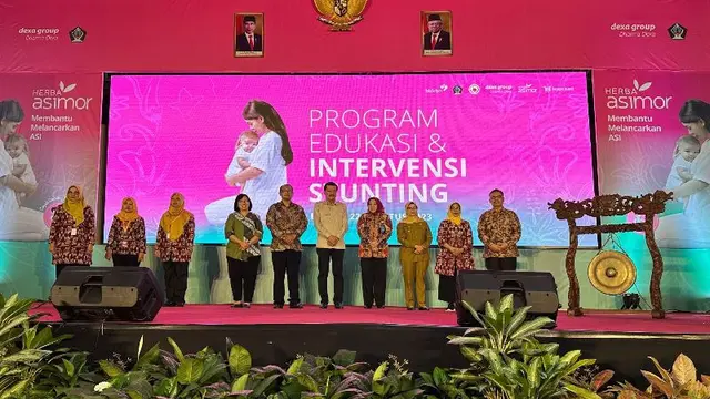 Mengedukasi Bidan di Blitar Tentang Pentingnya ASI untuk Atasi Stunting