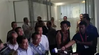 Wakil Presiden Jusuf Kalla membuka Test Event Asian Games 2018 di Gelora Bung Karno Aquatic Stadium, Jakarta, Selasa (5/12/2017). (Bola.com/Budi Prasetyo Harsono)