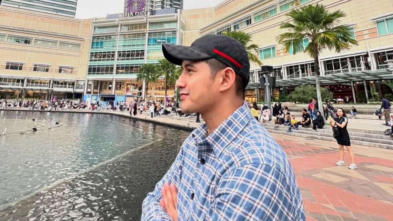 Banjir Komentar Berujung Unfollow Massal, Chand Kelvin Klarifikasi tentang Postingannya dengan Agus Salim