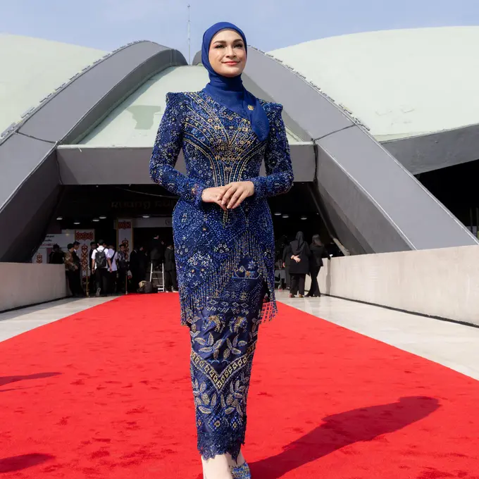 Putri Zulkifli Hasan atau Putri Zulhas resmi menjadi angggota DPR RI periode 2024-2029