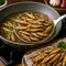 7 Trik Menggoreng Ikan Kecil agar Tidak Lengket, Hasilnya Renyah dan Utuh