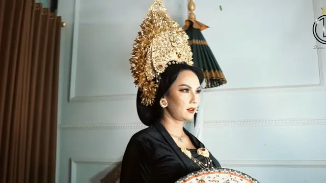6 Pemotretan Kalina Ocktaranny dan Ricky Miraza Pakai Baju Adat, Bak Prewedding