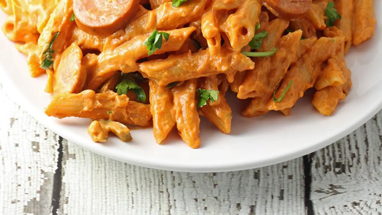 Resep Pasta Pedas Praktis yang Dimasak Hanya Dalam 30 Menit