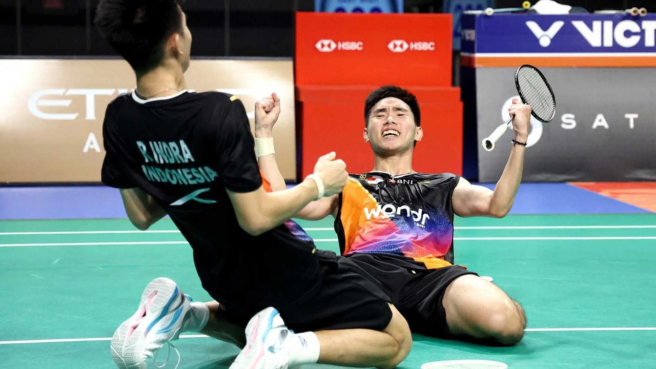 FOTO: Raymond/Joaquin Sabet Gelar Australia Open 2025 di Laga All-Indonesian Final