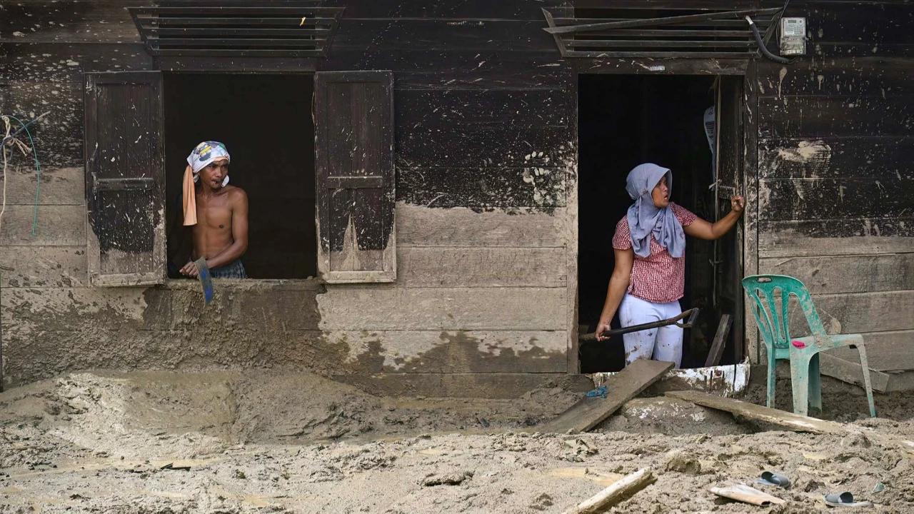 FOTO: Bantuan Pemerintah Disiapkan untuk Korban Banjir Bencana Sumatera