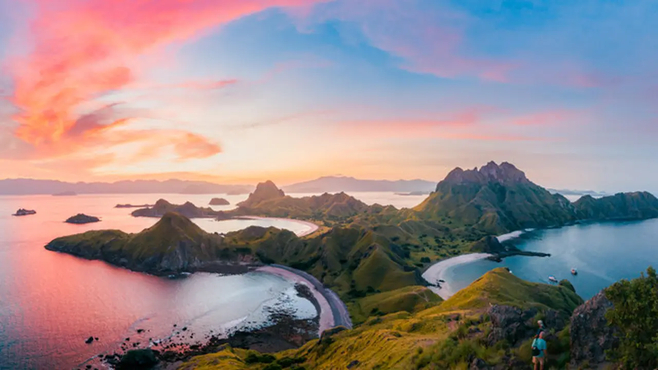 Mengejar Sunset Akhir Tahun Teromantis di Labuan Bajo